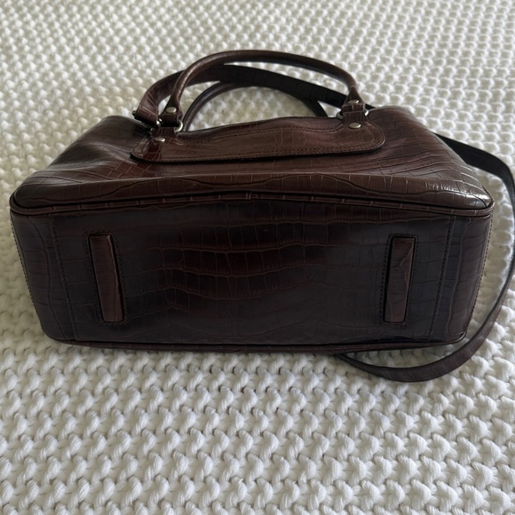 LIZ CLAIRBONE embossed faux croc satchel bag Dark Brown Crocodile Embossed Bag - Picture 9 of 16